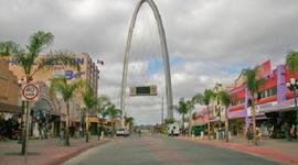 Timeline: Historia de la Ave. Revolución