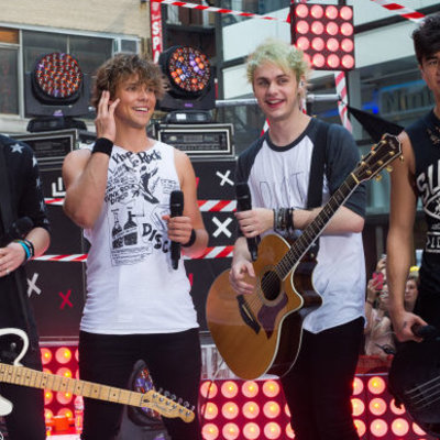 Timeline: 344 Music Promotion 1.1 Case Study Album Sounds Good Feels Good