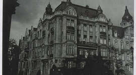 Timeline: Anne Frank