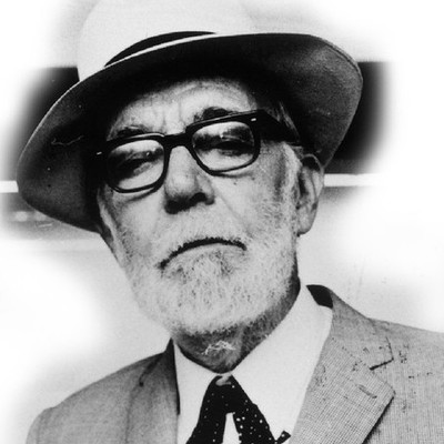 Timeline: Joan Oliver