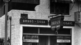 Timeline: Pharmacist's Past.  By: Dianna Sosa and Victoria Reynolds