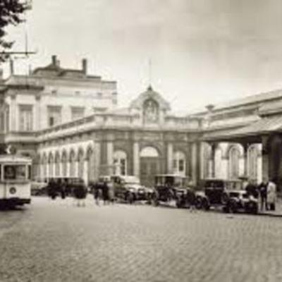 Timeline: 1920's and 1930's