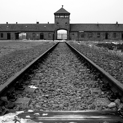 Timeline: Holocaust