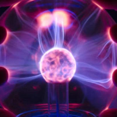 Timeline: ELECTRICIDAD Y MAGNETISMO