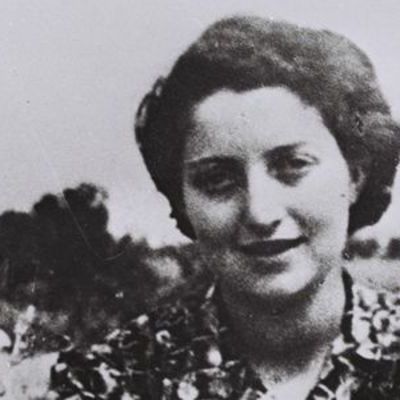 Timeline: חנה סנש - עדי בן גל