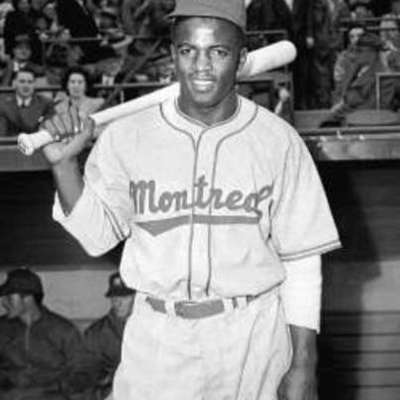 Timeline: jackie Robinson
