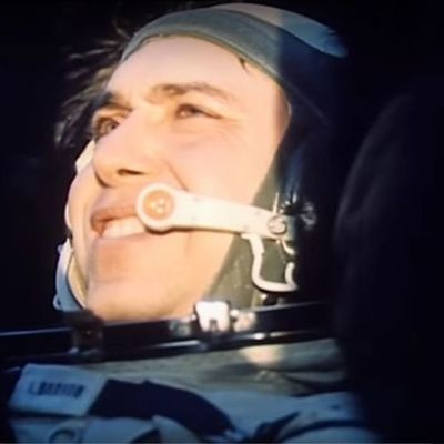 Timeline: Биография А.А. Волкова, космонавта СССР