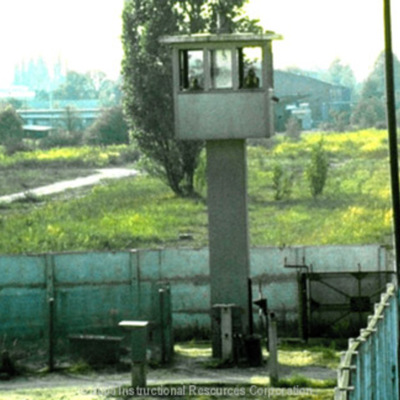 Timeline: Berlin Wall