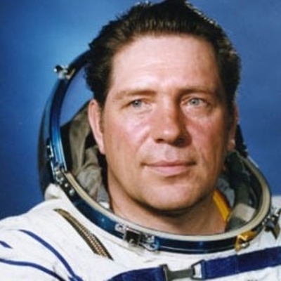 Timeline: Ляхов Владимир Афанасьевич