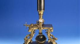 Timeline: Histoire du microscope