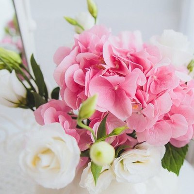 Timeline: Лесина пісня. Біографічний екскурс про життя і творчість Лесі Українки.