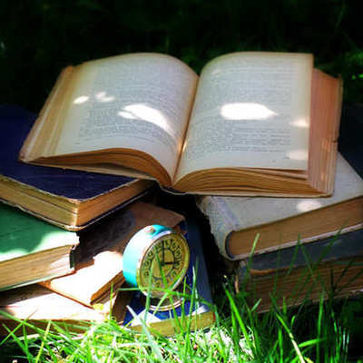 Timeline: Escritores colombianos