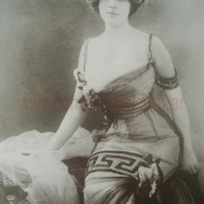 Timeline: Η ΓΥΝΑΙΚΕΙΑ ΑΣΤΙΚΗ ΕΝΔΥΜΑΣΙΑ ΑΠΟ ΤΑ ΤΕΛΗ ΤΟΥ 19ου  ΩΣ ΤΑ ΤΕΛΗ ΤΟΥ 20ου  ΑΙΩΝΑ ΣΤΗΝ ΕΥΡΩΠΗ