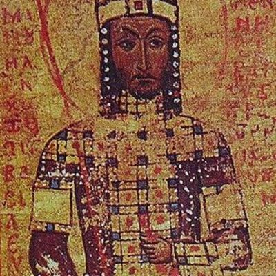 Timeline: Η Δυναστεία των Κομνηνών