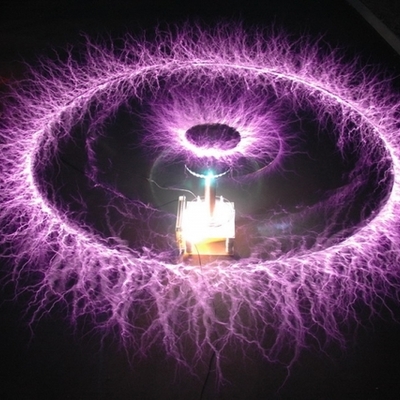 Timeline: Electromagnetismo de la ciencia a la tecnología.