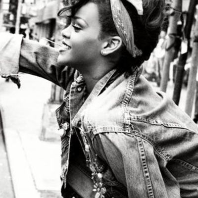 Timeline: Biografia de Rihanna