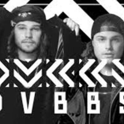 Timeline: Conciertos de DVBBS