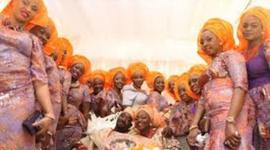 Timeline: Nigerian traditional marriage-Yoruba culture(family and friends pose for picture)
