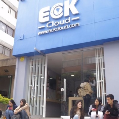 Timeline: Linea del tiempo Eckcloud