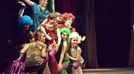 Timeline: Программа выступлений народного ансамбля эстрадного танца "Сполохи"