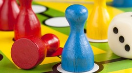 Timeline: JUEGOS DE MESA, JUEGOS ONLINE