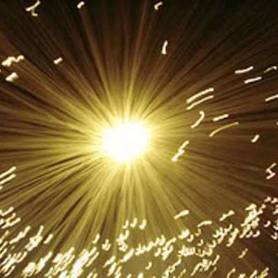 Timeline: NATURALEZA DE LA LUZ