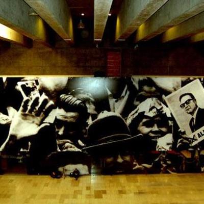 Timeline: Sucesos del siglo XX & Principios del XXI