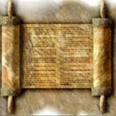 Timeline: Fuentes primarias y secundarias en la construcción del conocimiento histórico