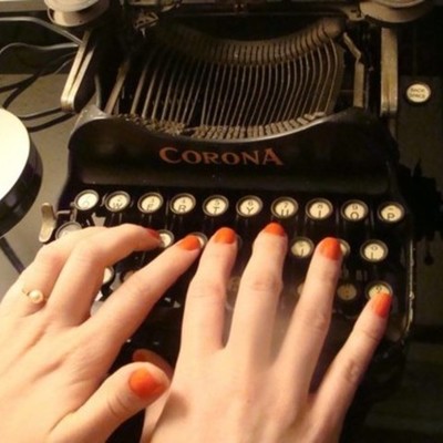 Timeline: Las escritoras más representativas de la literatura universal hasta el siglo XX