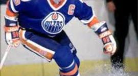 Timeline: Wayne Gretzky's Life