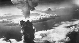 Timeline: 2ieme Guerre Mondiale; La Bombe Atomique