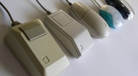 Timeline: historia de los medios tecnologicos para el servicio al cliente