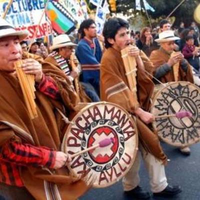 Timeline: evolucion historica de la poblacion argentina.