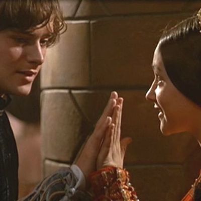 Timeline: Romeo and Juliet: Timeline of the Play