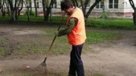 Timeline: уличная уборка,держи метлу пистолетом!мешок должен быть всегда при себе!