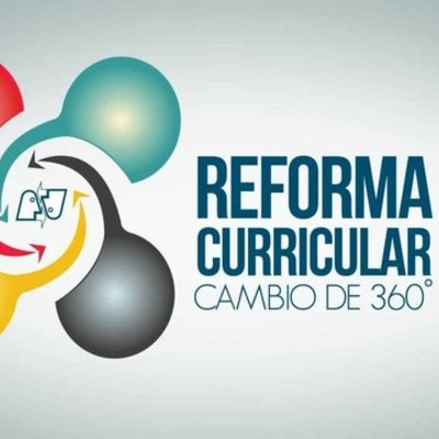 Timeline: Reforma curricular de la educación básica en México.