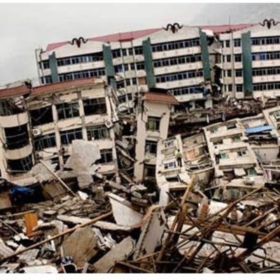 Timeline: ELS 5 TERRATRÈMOLS MÉS IMPORTSNTS A NIVELL HISTÒRIC