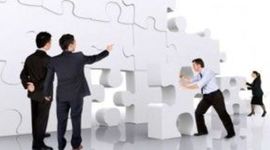 Timeline: TEORIAS Y ENFOQUES ADMINISTRATIVOS