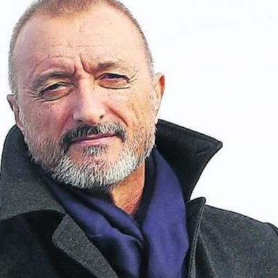 Timeline: Arturo Pérez-Reverte Gutiérrez (Cartagena, 25 de noviembre de 1951) es un escritor y periodista español, miembro de la Real Academia Española desde 2003. Antiguo corresponsal de RTVE y reportero destacado en diversos conflictos armados y guerras.