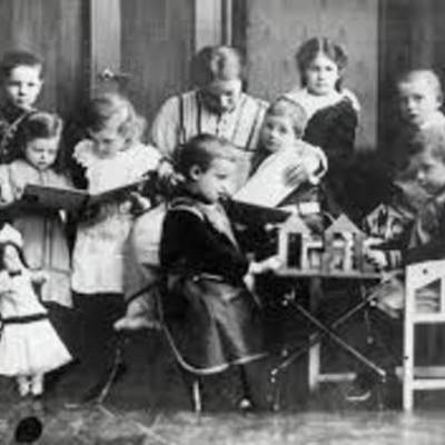 Timeline: ingreso de las computadoras al aula