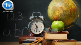 Timeline: Historia Paradigmas de la Educacion