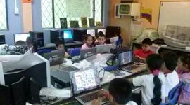 Timeline: Tecnología Educativa, Evolución y Elementos Fundamentales