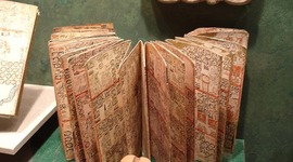 Timeline: стрічка часу про вцілілі манускрипти майя