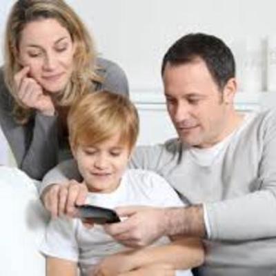 Timeline: Historia de Educación para Padres