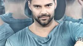 Timeline: LINEA DE LA VIDA DE RIKY MARTIN