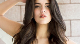 Timeline: Historia de Vida de Mitzi Grey