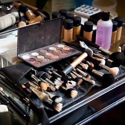 Timeline: Makeup evolution