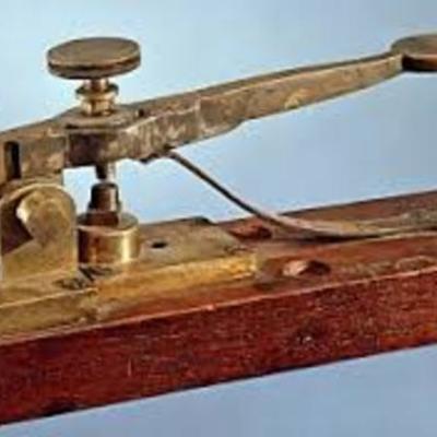 Timeline: TimeToast Código morse de Valentino