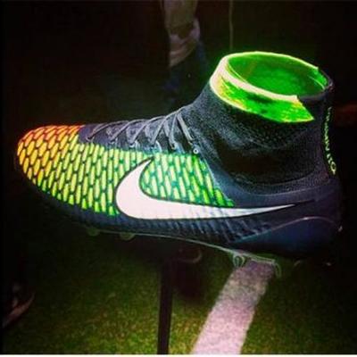 Timeline: Evolución de los guayos de fútbol