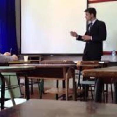 Timeline: Apresentando TCC